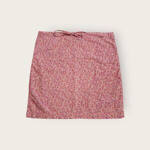 Vintage Y2k early 2000s Outlooks pink floral tie front preppy mini skirt